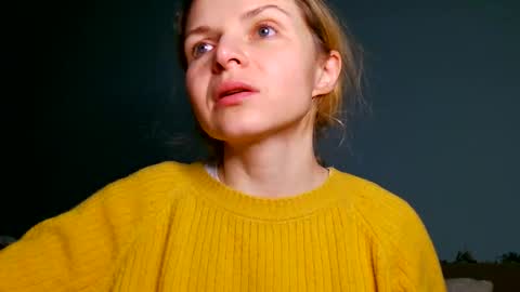 Snapshot of lanaangeldream chatting on November 2025 01:33:01 PM Lana online show from November 2025 01:33:01 PM