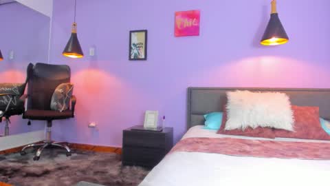 Lana Blake online show from February 2026 12:01:02 PM