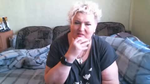 lanacat555 online show from September 2025 12:38:02 PM