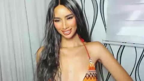 Snapshot of lanadel_hilton chatting on December 2024 06:55:02 AM Lana online show from December 2024 06:55:02 AM