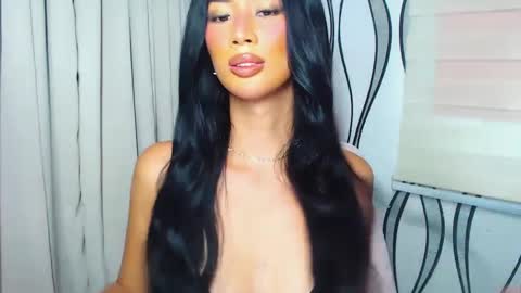 Snapshot of lanadel_hilton chatting on January 2025 11:24:01 PM Lana online show from January 2025 11:24:01 PM