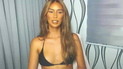 Snapshot of lanadel_hilton chatting on January 2025 03:06:02 AM Lana online show from January 2025 03:06:02 AM