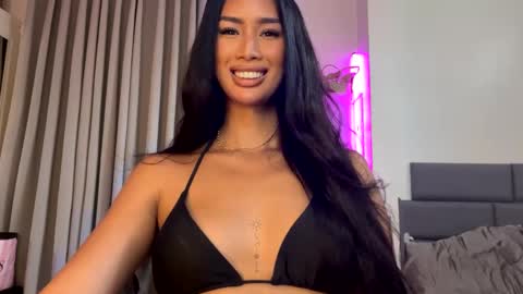 Snapshot of lanadel_hilton chatting on March 2025 04:41:01 AM Lana online show from March 2025 04:41:01 AM