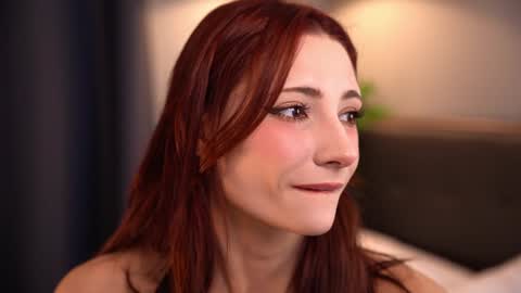 Lauretta online show from January 2025 04:28:01 PM