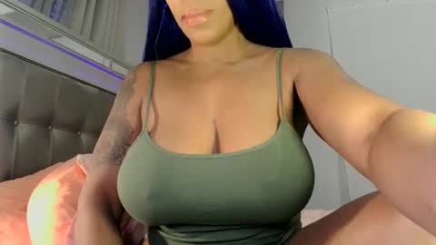 Snapshot of lanalava chatting on December 2024 02:38:02 PM Lana Lava online show from December 2024 02:38:02 PM
