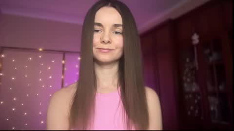 Snapshot of lanaloulou chatting on March 2025 04:24:02 PM Lana online show from March 2025 04:24:02 PM