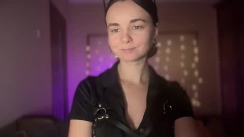 Snapshot of lanaloulou chatting on September 2025 11:37:01 PM Lana online show from September 2025 11:37:01 PM