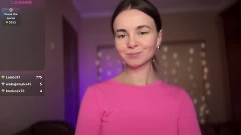 Snapshot of lanaloulou chatting on September 2025 02:38:02 AM Lana online show from September 2025 02:38:02 AM