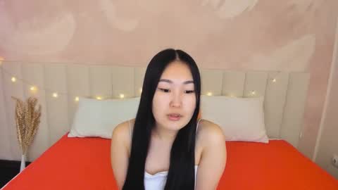 Lana online show from November 2025 09:19:02 AM