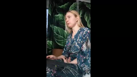 LanaviSmith online show from December 2025 06:41:02 AM