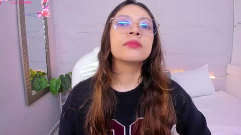 Snapshot of lanna_18_ chatting on June 2026 11:44:02 AM Lanna online show from June 2026 11:44:02 AM