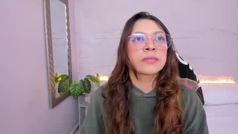 Snapshot of lanna_18_ chatting on June 2026 11:43:02 AM Lanna online show from June 2026 11:43:02 AM