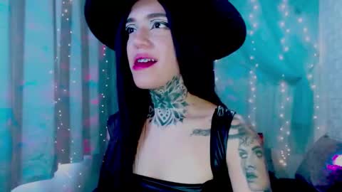 LANNIE   online show from March 2026 03:20:02 PM