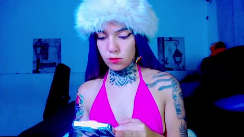 LANNIE   online show from May 2026 01:17:01 PM