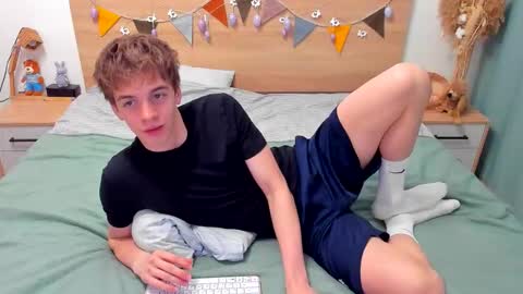 Fandi online show from February 2026 06:13:01 AM