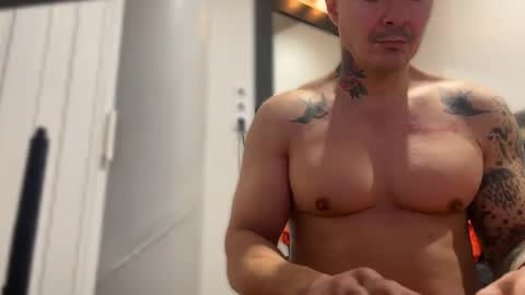 Snapshot of lanzarote6 chatting on March 2025 02:51:02 PM BDSM online show from March 2025 02:51:02 PM