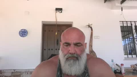 Laptop guy online show from May 2026 12:22:02 PM