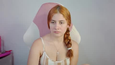 Snapshot of lara_aisha chatting on July 2026 06:01:02 PM LARA online show from July 2026 06:01:02 PM