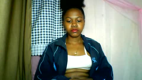 Snapshot of lara_belle chatting on June 2026 12:57:01 AM lara_belle online show from June 2026 12:57:01 AM
