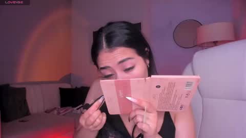 Snapshot of lara_madisson chatting on June 2026 06:00:02 AM Lara Madisson online show from June 2026 06:00:02 AM