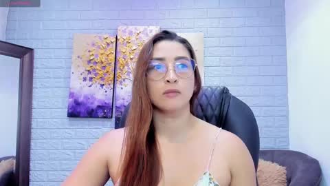      700  200   online show from March 2025 12:01:02 PM