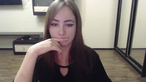 Laralianna online show from December 2024 02:52:01 PM