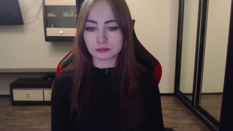 Laralianna online show from January 2025 07:49:01 PM