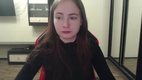 Laralianna online show from February 2025 06:45:01 PM