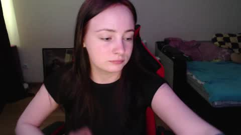 Laralianna online show from April 2026 01:56:02 PM