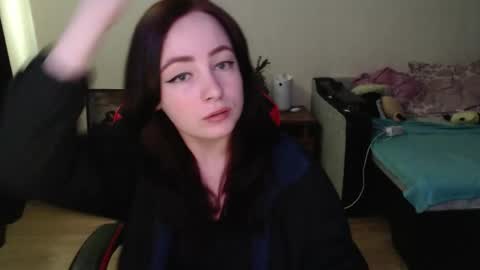 Laralianna online show from April 2026 10:46:01 AM