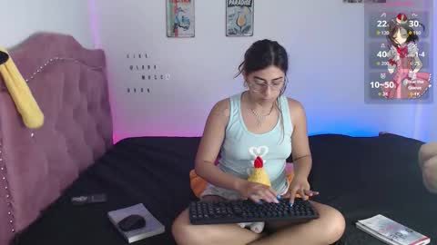 laramucci online show from November 2025 03:44:02 PM