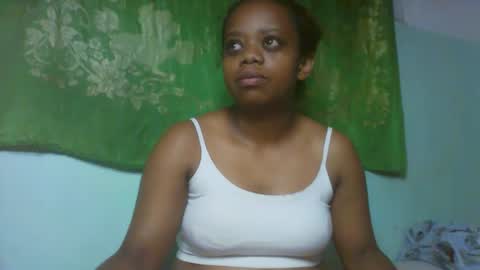 larissa645771 online show from January 2026 06:21:02 PM