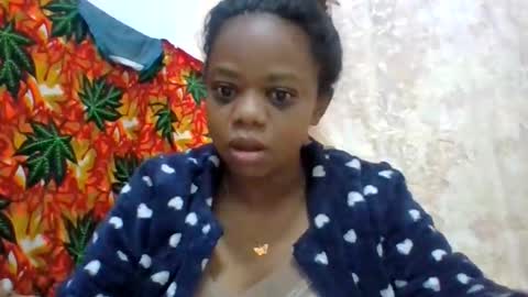 Snapshot of larissa645771 chatting on June 2026 04:01:02 AM larissa645771 online show from June 2026 04:01:02 AM