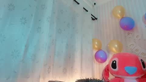 Snapshot of larissalove_doll chatting on October 2025 09:03:02 PM Larissas online show from October 2025 09:03:02 PM