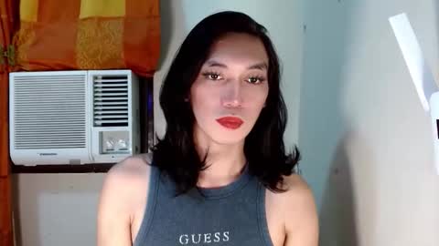 Snapshot of larochefoucauld chatting on April 2026 04:57:02 PM Francois online show from April 2026 04:57:02 PM