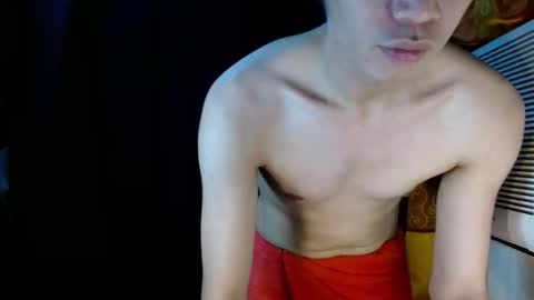 Snapshot of larochefoucauld chatting on April 2026 08:31:01 PM Francois online show from April 2026 08:31:01 PM