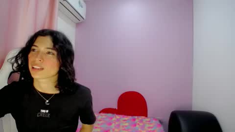 Snapshot of larry_craft chatting on February 2026 08:32:01 PM larry online show from February 2026 08:32:01 PM