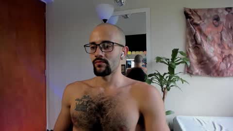 Snapshot of larry_stewart chatting on April 2026 05:51:01 PM larry_stewart online show from April 2026 05:51:01 PM