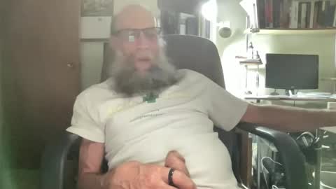 chris online show from November 2025 04:23:01 AM