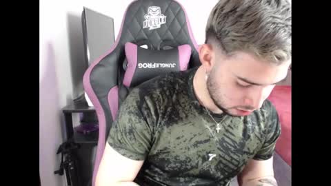 YOUR BABY online show from December 2024 12:18:01 AM