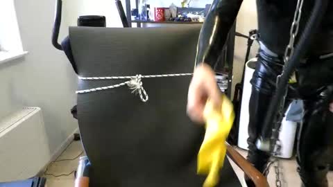 latexslaafboy online show from November 2025 09:08:01 AM