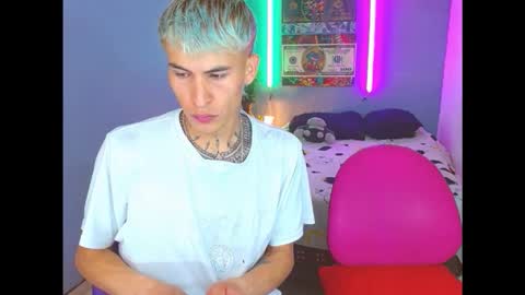 latin_boysxxx_ online show from October 2025 02:48:02 AM