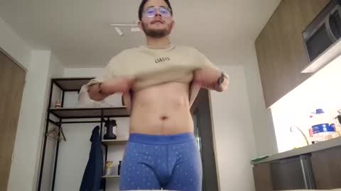 Snapshot of latin_edge chatting on March 2025 04:43:02 AM Latin edge online show from March 2025 04:43:02 AM