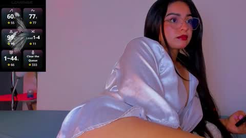 Gabby online show from November 2025 02:04:02 AM