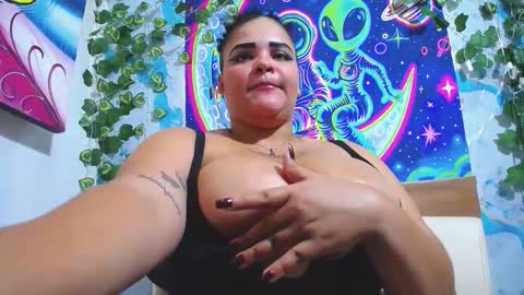 latina_bigboos12 online show from November 2025 05:39:01 AM