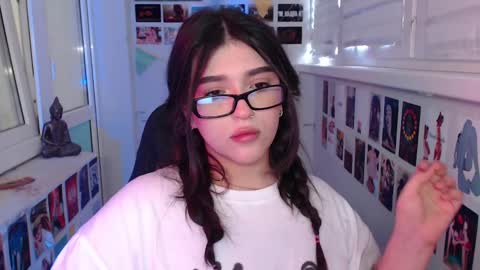 miiiiiiaaaa online show from February 2025 05:58:01 AM