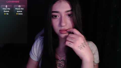 miiiiiiaaaa online show from March 2026 05:51:02 PM