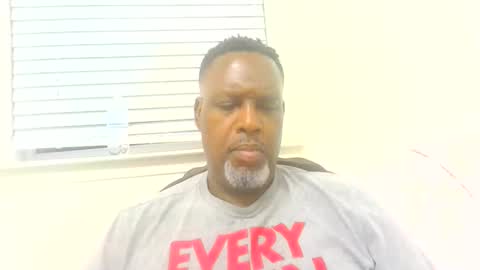 Snapshot of latinabeautycollection chatting on May 2026 12:29:01 AM Latinabeautycollection online show from May 2026 12:29:01 AM