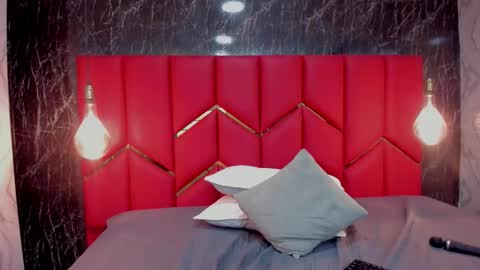 EMMA   online show from February 2026 04:38:01 PM