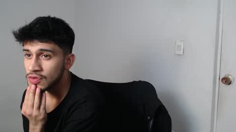 camilo online show from February 2025 06:26:02 AM